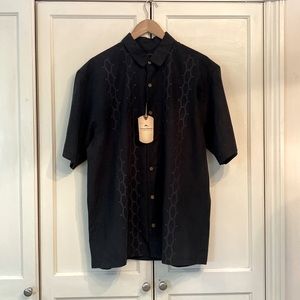 Tommy Bahamas black button up